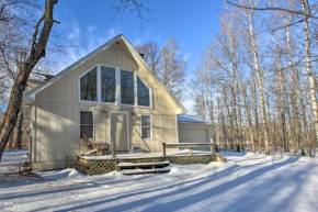 Lakes of the North Home on Snowmobile and ATV Trail!